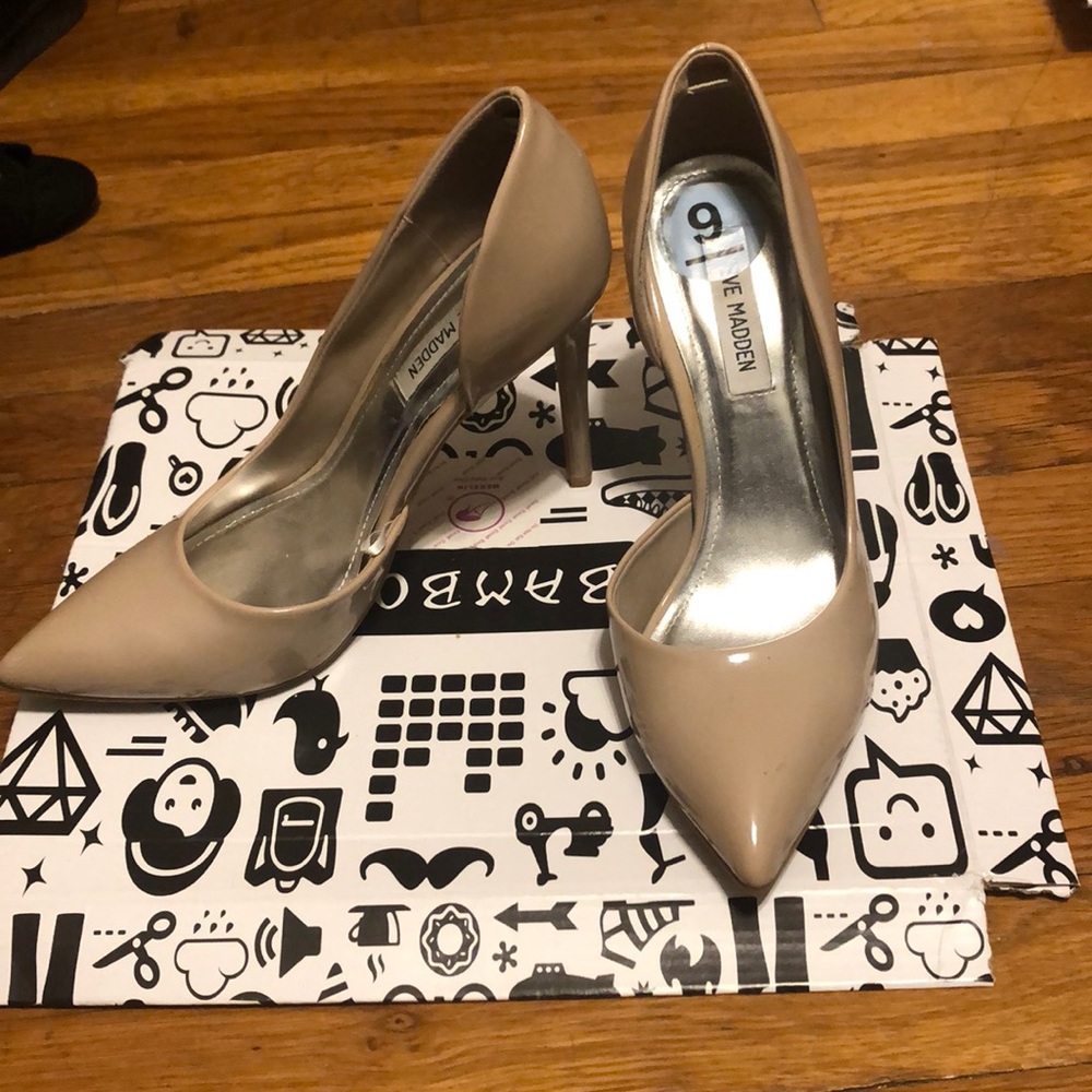 Steve Madden Pumps